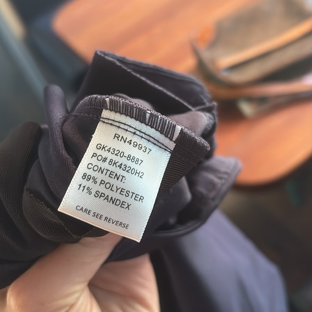 Tail Mulligan Ankle Pant Navy, like new - Picture 8 of 8